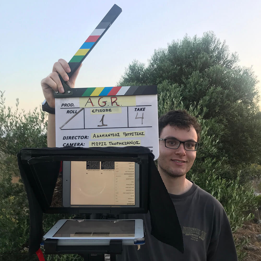 Behind the scenes photo 1