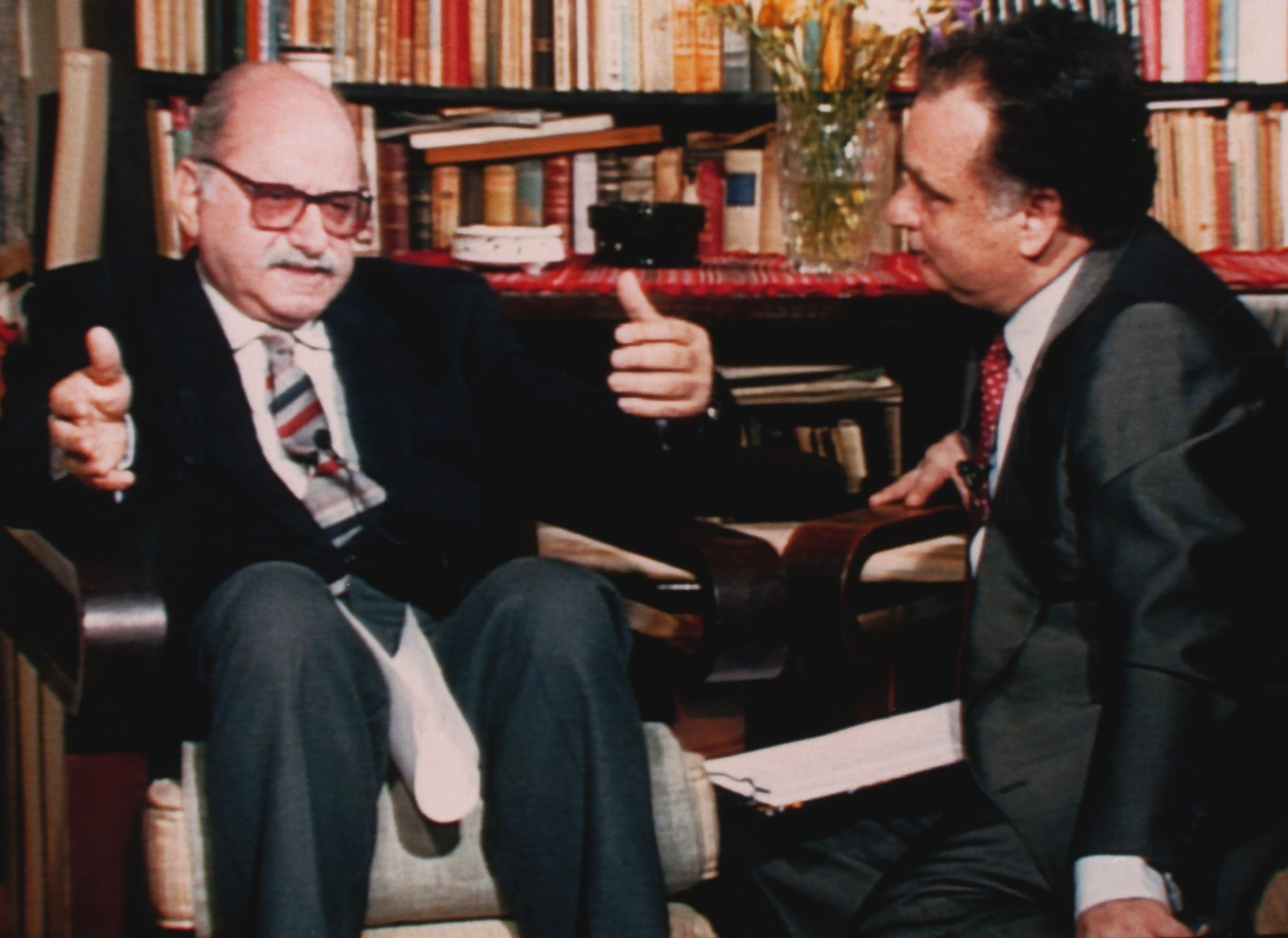 George Petritsis recording the testimony of Leonidas Kyrkos